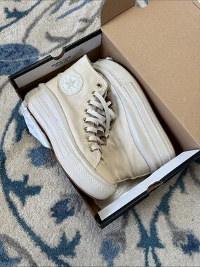 Converse move high top ivory and gold